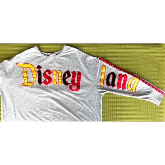 Disney Parks Womens 1X Grey Embroidered Disneyland and Mickey Crop Pullover NWOT - Picture 6 of 10